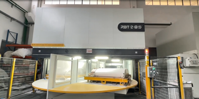 Máquina CNC de Tabla gemela rotativa RBT 5 Axis para la industria automotriz y aeroespacial aprobada por CE