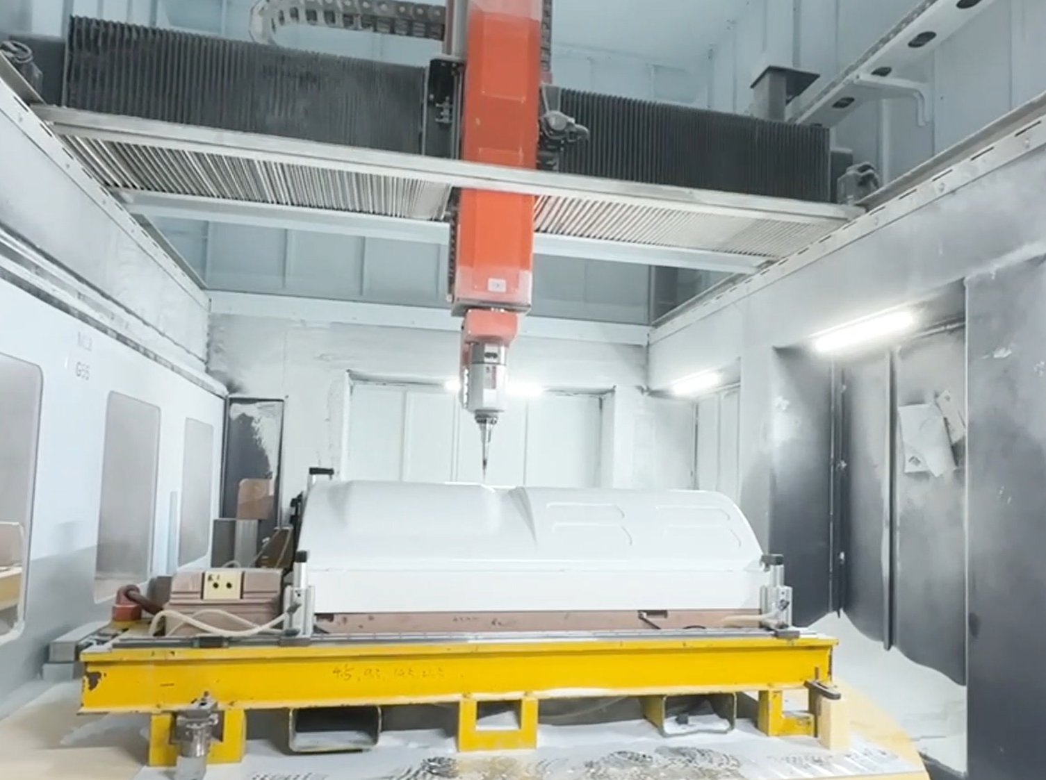 Enrutador de fresado CNC de 6 eje de maquinaria RBT con una doble mesa de trabajo 