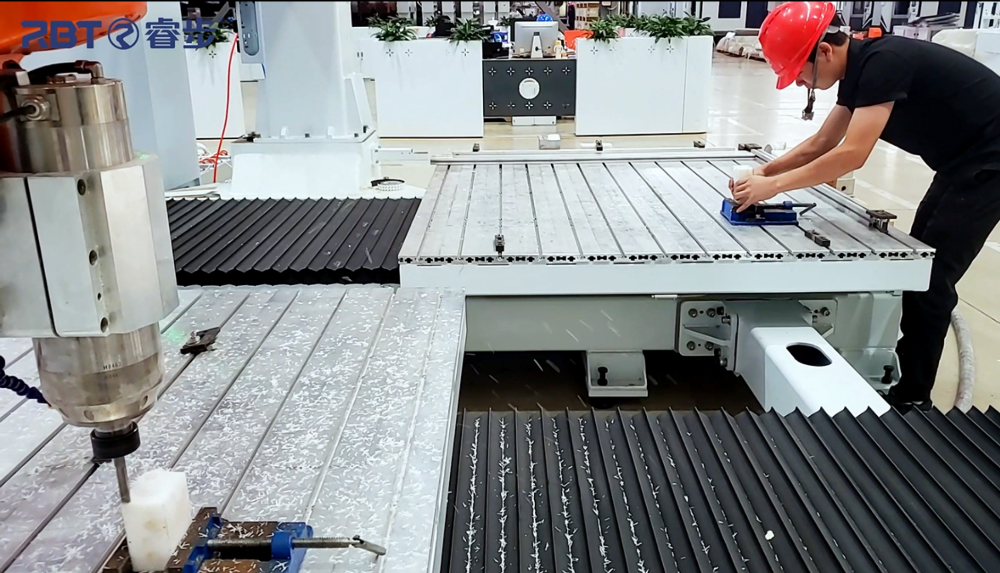 Enrutador cnc compuesto de 5 ejes 