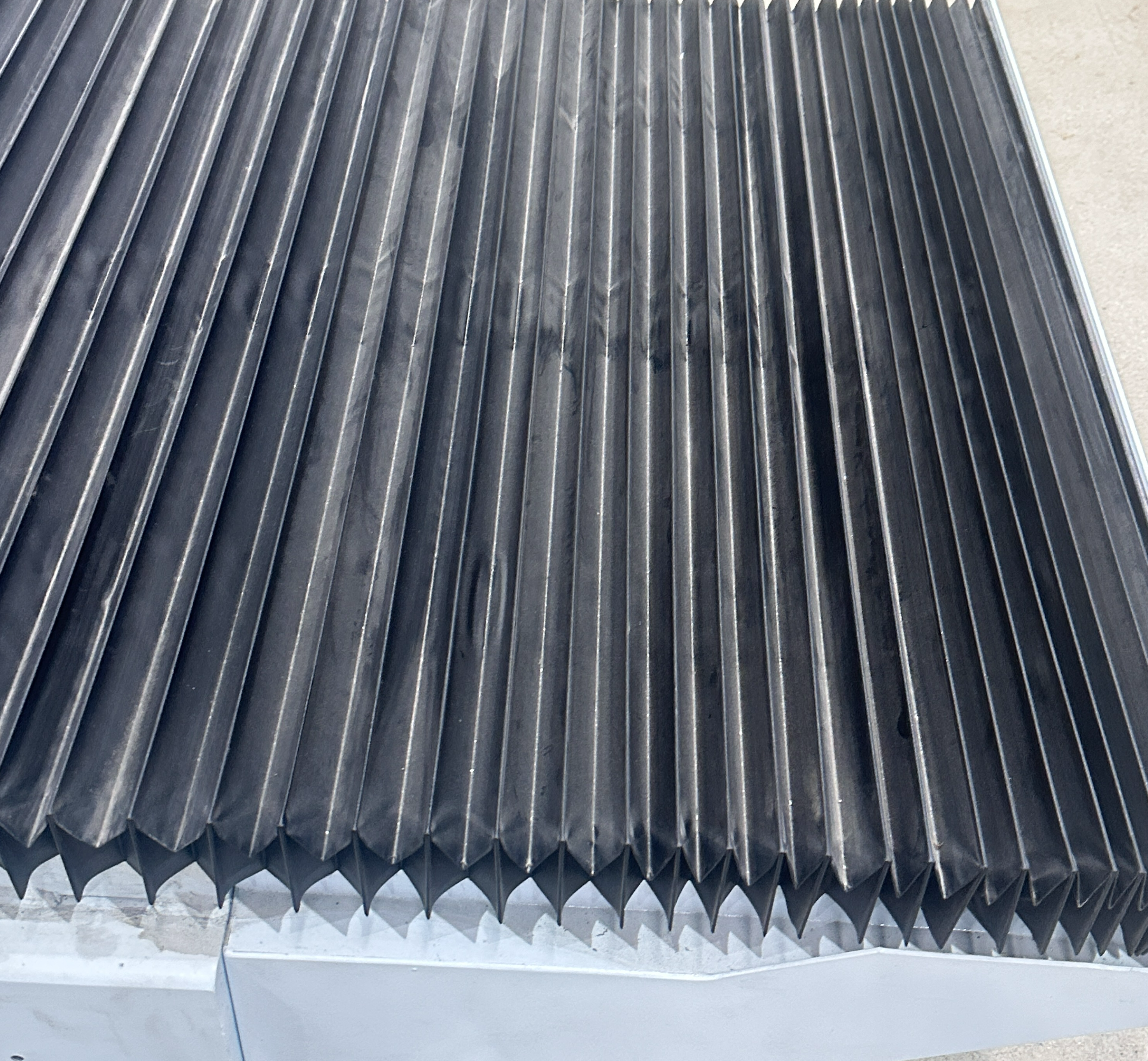 Enrutador de grabado CNC de 5 eje múltiple para piezas de tubo de fibra de carbono